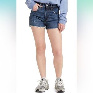 NWT Levi’s 504 Shorts - Size 29